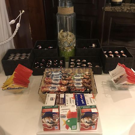 A Casa Canut Hotel Gastronomic Les Escaldes Ngoại thất bức ảnh A selection of Swiss International's inflight snacks