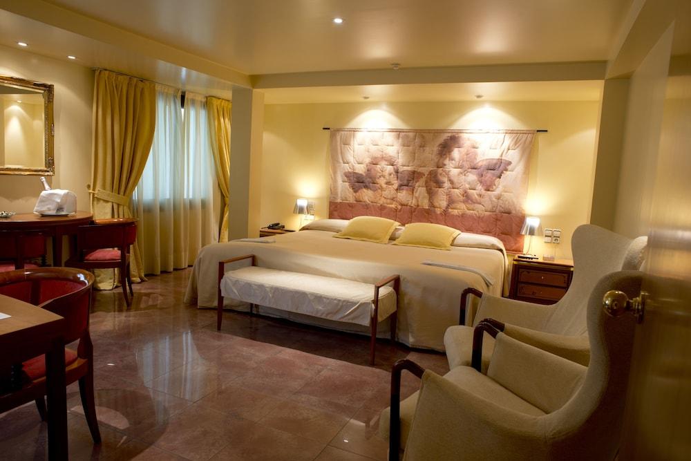 A Casa Canut Hotel Gastronomic Les Escaldes Ngoại thất bức ảnh A room at the hotel